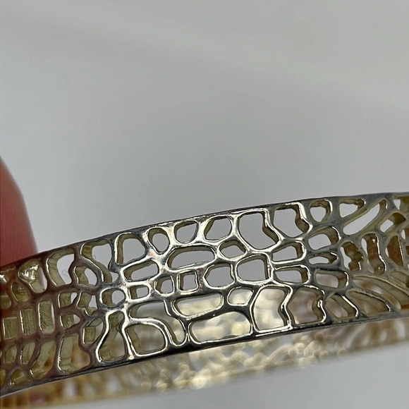 Kendra Scott Bracelet Bangle Filagree Gold Plated - Picture 11 of 13